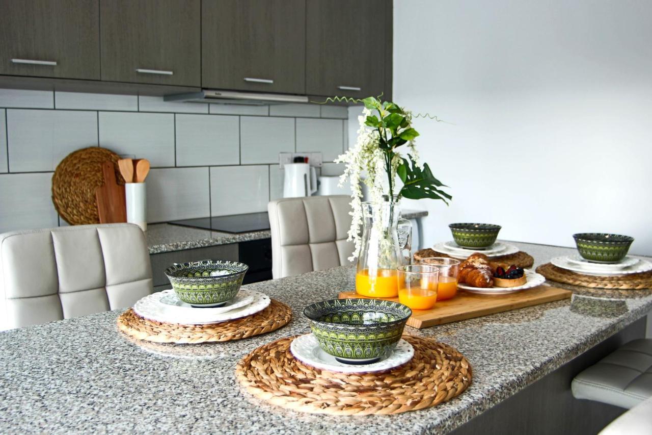 パ フォスPhaedrus Living: Seaside Luxury Flat Natalia House 102アパートメント エクステリア 写真